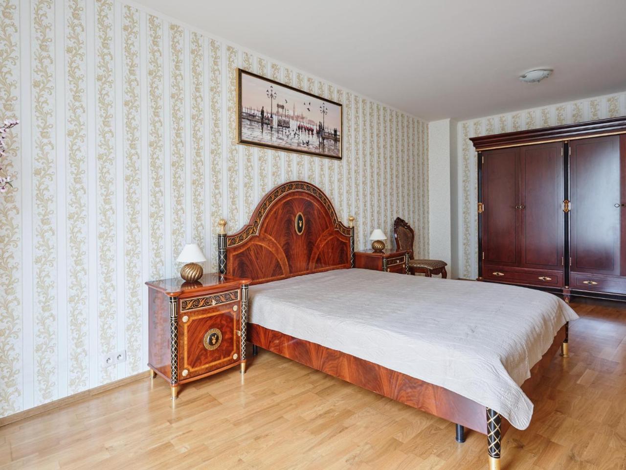 Lira 3 Apartments Karlovy Vary Exterior photo